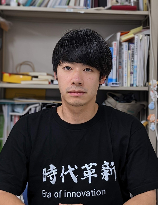 桑原由樹の写真